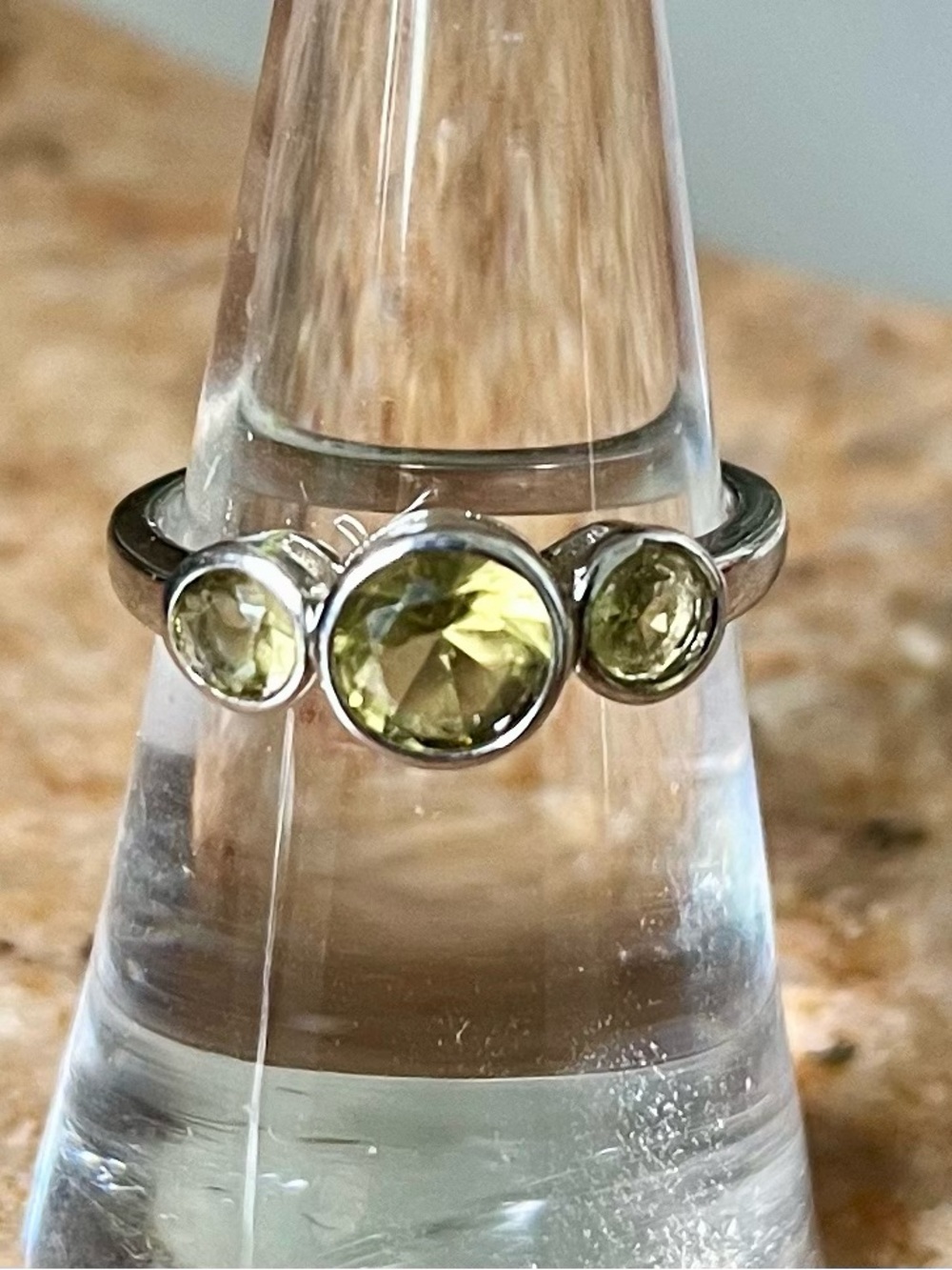 Bomb Party RETRO RBP2330 Three-Stone Peridot on Rhodium Ring HTF